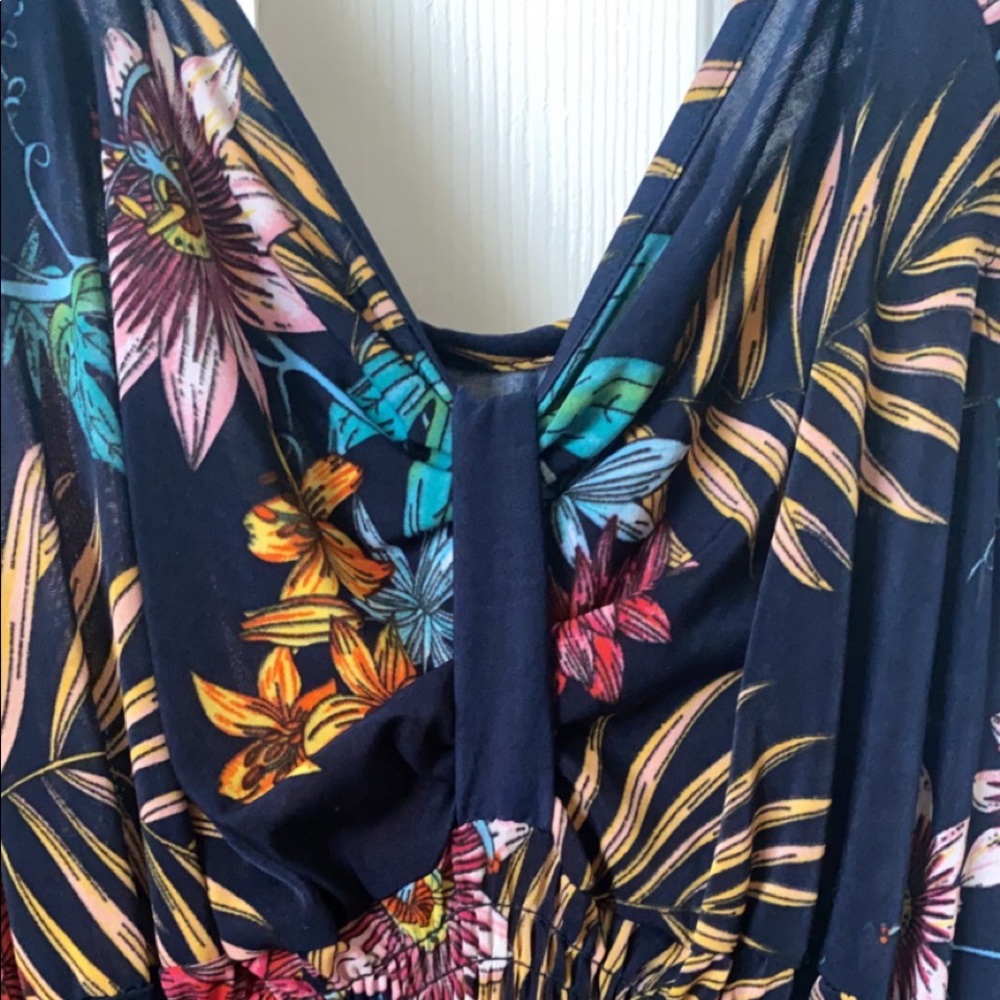 Cover up, lightweight and comes down knee length